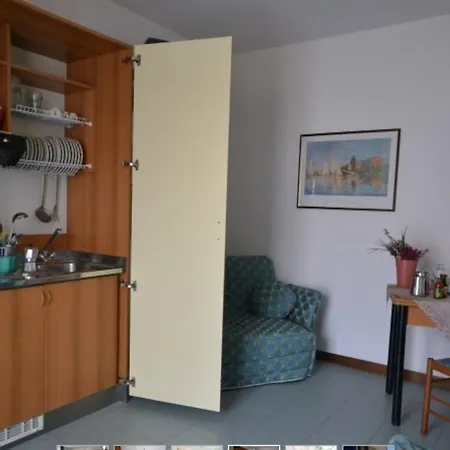 Thea & شقة فندقية 3*