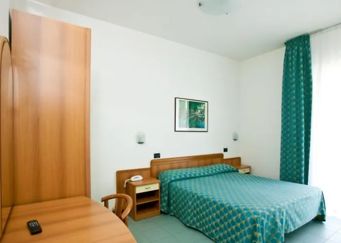 Thea & 3* Bellaria-Igea Marina